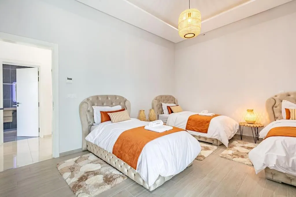 Villa Mima, Lux, Billard, Jeux, Cuisiniere , Piscine Chauffee, Marakéš